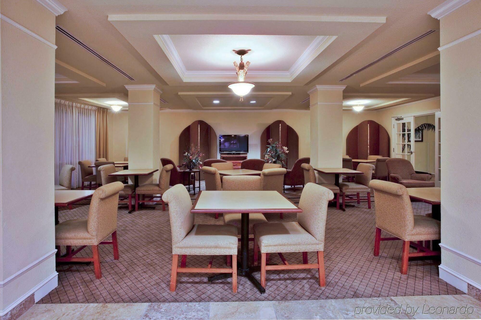 Holiday Inn Express Hotel & Suites Arcadia Restoran gambar